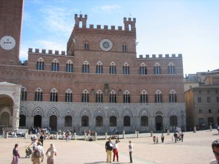piazza del campo in Siena